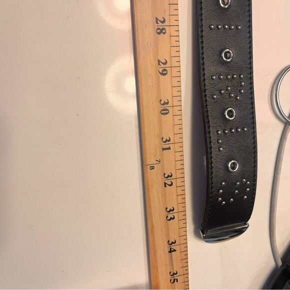 GRLFRND Genuine Leather Black Belt “Girls” Size Small NWT - Picture 7 of 11